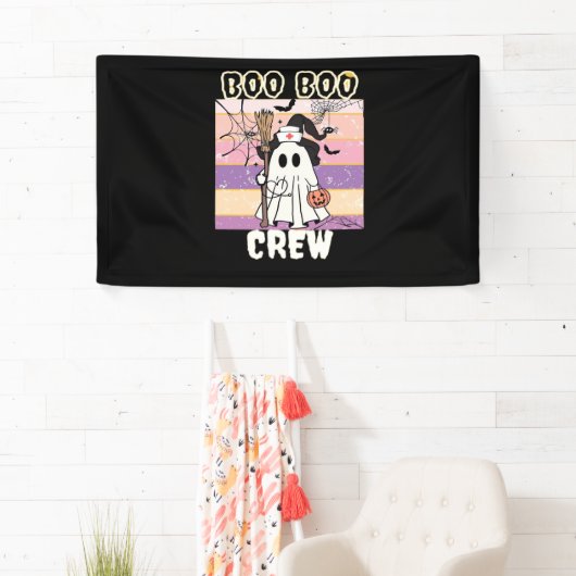 Boo Boo Crew Halloween Ghost Nurse Essential T-Shi Spandoek (Insitu)