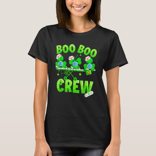 Boo Boo Crew Nurse St Patrick's Day Shamrock Face T-shirt (Voorkant)