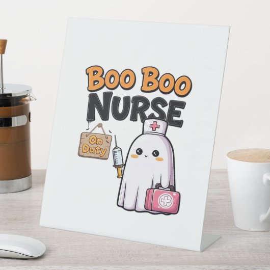 Boo Boo Nurse On Duty Classic T-shirt Reclamebord Met Voetstuk (Insitu)