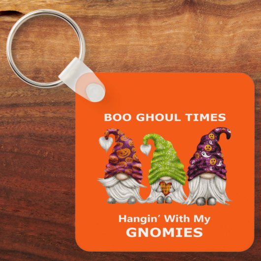 Boo Ghoul Times hanging with My Gnomies Halloween Sleutelhanger (Voorkant)