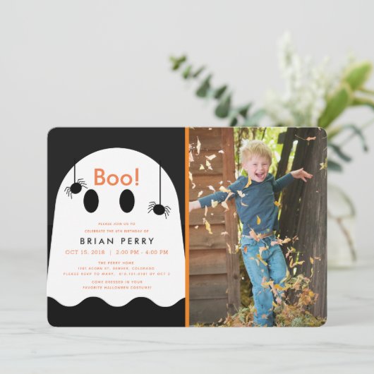 Boo. Halloween Ghost & Spiders Foto Birthday Kaart (Staand voorkant)