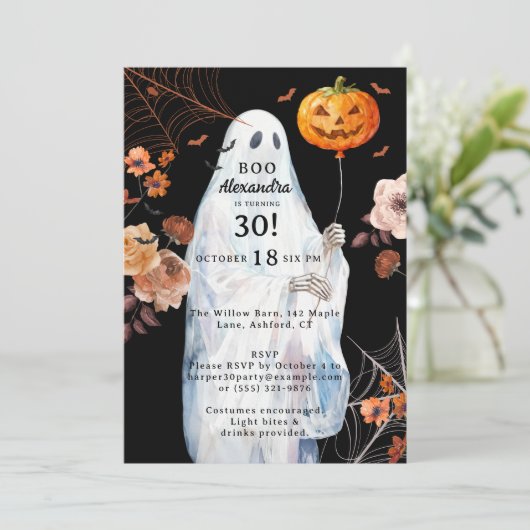 Boo Ik ben 30 Halloween Spooky Floral Ghost Birthd Kaart (Staand voorkant)