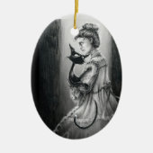 Boo Kat met haar Ghost Ceramic Ornament (Voorkant)