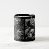 Boo Kat Stalks a Raven Two-Tone Koffee Mok (Center)