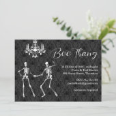 Boo Thang Glamoureuze Skeletten Halloween Party Kaart (Staand voorkant)