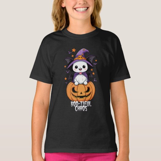 Boo-tiful Chaos | Vleermuizen, Petten en pompoenen T-shirt (Voorkant)