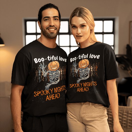 Boo-tiful Love: uniek koppel Halloween T-shirt