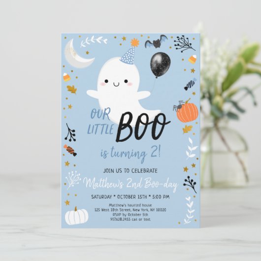 Boo Turning Two Blue Ghost Halloween Birthday Kaart (Staand voorkant)