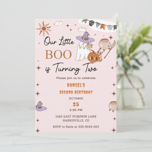 Boo Tweede Verjaardag Onze Kleine Boo wordt Twee Kaart (Staand voorkant)