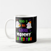Boo-y Or Ghoul Mommy Loves You Boo Halloween Baby  Koffiemok (Links)