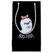 Booful Funny Girly Halloween Ghost Pun Dark BG Klein Cadeauzakje (Voorkant)