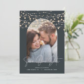 Boog 1 foto slingerlicht script moderne bruiloft save the date (Staand voorkant)