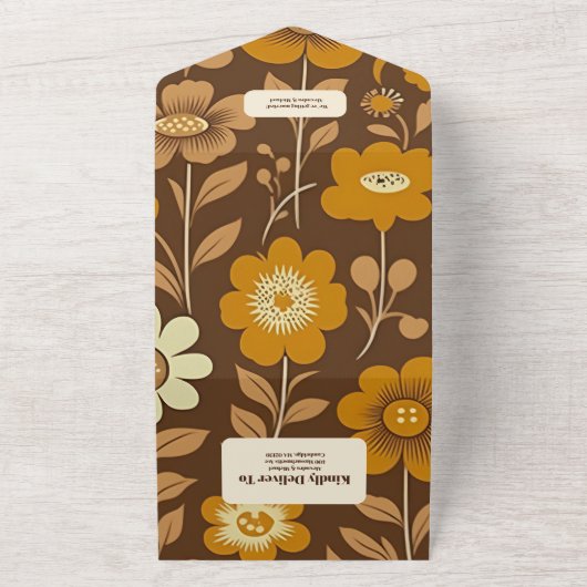 Boog Moderne Retro 70s Bloemen Bruiloft All In One Uitnodiging (Buitenkant)