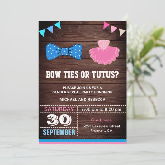 Boog Stropdassen of Tutus Gender Reveal Party Kaart (Staand voorkant)