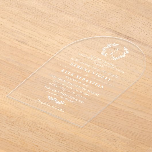 Boog Witte Typografie Krans Monogram Huwelijk Acryl Uitnodigingen (Laagn)