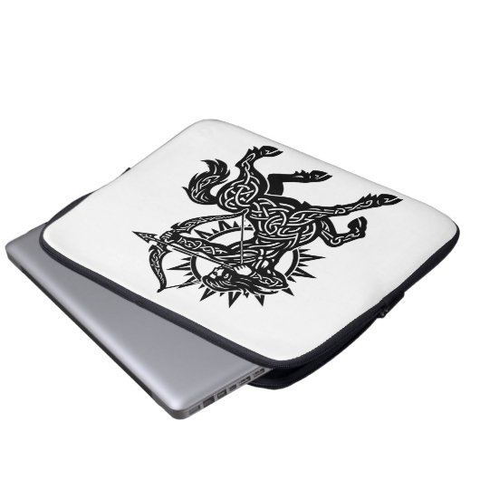 Boogschutter — De Boogschutter door BurnsInHell Laptop Sleeve (Voorkant onderkant)
