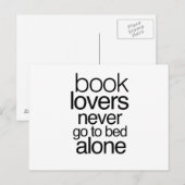 Book Lovers Never Go to Bed Alone Briefkaart (Voorkant / Achterkant)