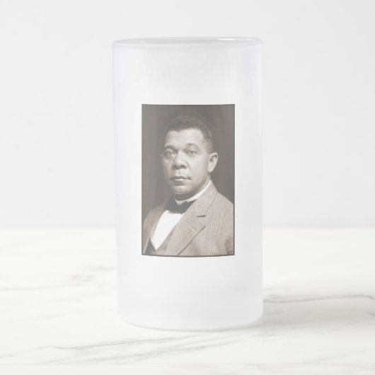 Booker Washington: Afro-Amerikaanse opvoeder Matglas Bierpul (Center)