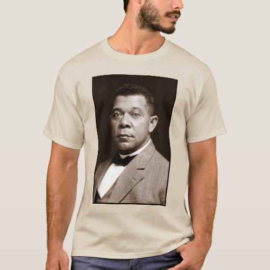 Booker Washington: Afro-Amerikaanse opvoeder T-shirt (Voorkant)