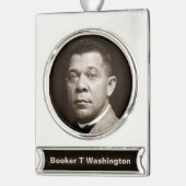 Booker Washington: Afro-Amerikaanse opvoeder Verzilverd Banner Ornament (Links)