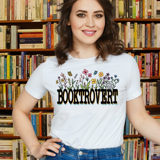Booktrovert Tshirt