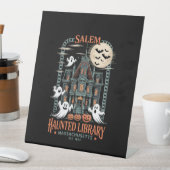 Bookworm Halloween Shirt Haunted Library Reclamebord Met Voetstuk (Insitu)