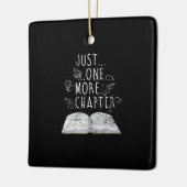 bookworm nog een boek lezen keramisch ornament (Links)