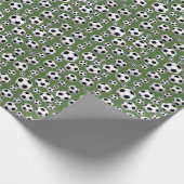 Boom boven Voetbal Patroon Cadeaupapier (Hoek)