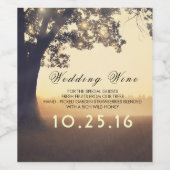 Boom en String Lights Rustieke dromerige bruiloft Wijn Etiket (Enkel label)