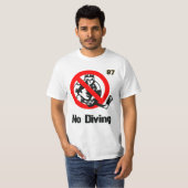 BOOM! Geen duikster. T-shirt (Voorkant volledig)