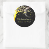 Boom, gloeiend van vuurvliegjes ronde sticker (Tas)