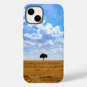 Boom in een geoogst tarweveld Case-Mate iPhone 14 hoesje