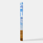 Boom in een geoogst tarweveld iPhone hoesje (Rechterkant)