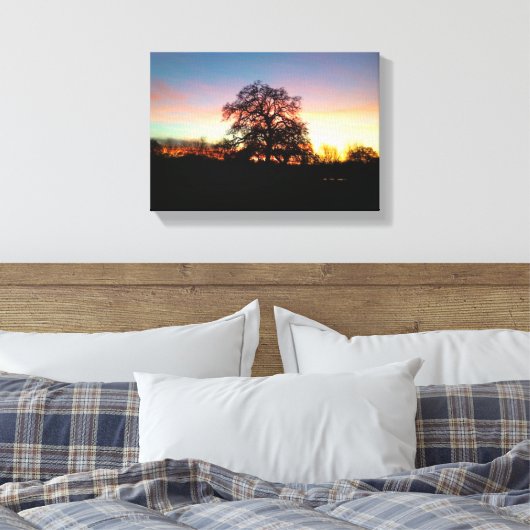 Boom in zonsondergang canvas afdruk (Insitu (Slaapkamer))