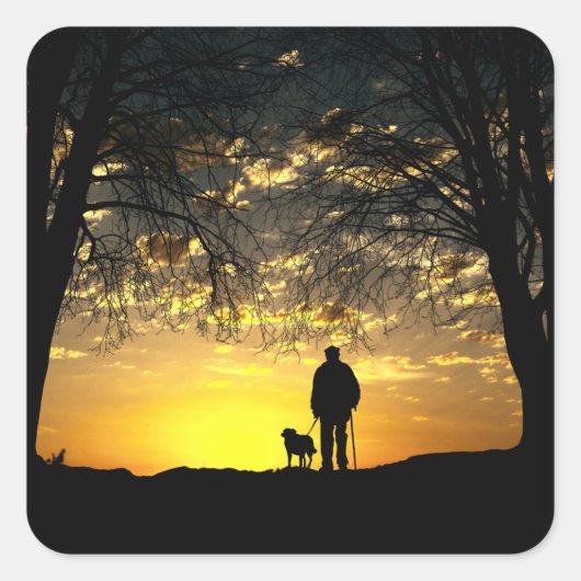 Boom Silhouette van Man en hond op zonsondergang Vierkante Sticker (Voorkant)