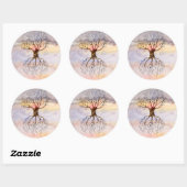 Boom tegen de hemel ronde sticker (Vel)