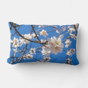 Boom van bloemen kussen