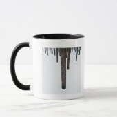 Boomboomstammen in sneeuw mok (Links)