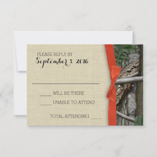 Boomcamouflage en Oranje Bow Response RSVP Kaartje (Voorkant)