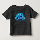 Boomer in blauwe graffiti kinder shirts (Voorkant)