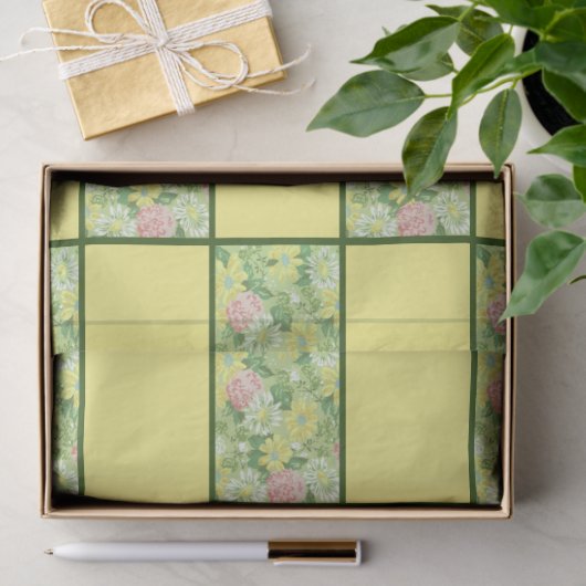 boomgaard van Retro Middeleeuwen op geel Tissuepapier (Geschenk)