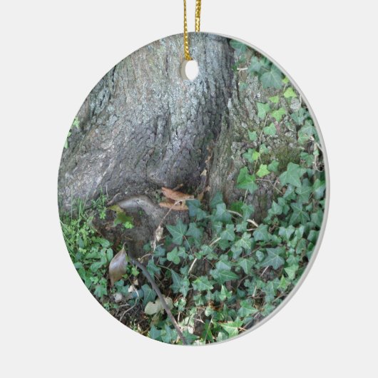 Boomstam en vijver in het bos keramisch ornament (Links)