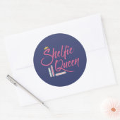 Boooklover Shelfie Queen Ronde Sticker (Envelop)