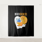 Booooks Halloween Ghost reading books and wearing Wandkleed (Voorkant)
