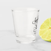 Boorbriefing en handgeschreven agenda shot glas (Links)