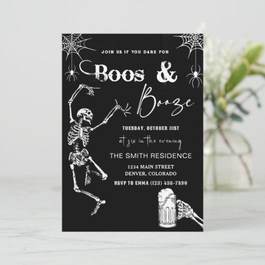 Boos En Booze Halloween Party Uitnodiging (Staand voorkant)