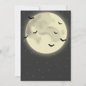 Boos en Booze Volle Maan Halloween Party Kaart (Achterkant)