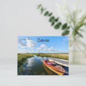 Boot aangemeerd in Muhu Estland Briefkaart (Staand voorkant)