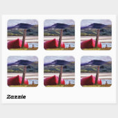 BOOT- EN MOUNTAINENLANDSCHAP VIERKANTE STICKER (Vel)