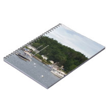 Boothbay Harbour Boats-laptop (80 pagina's B&W)